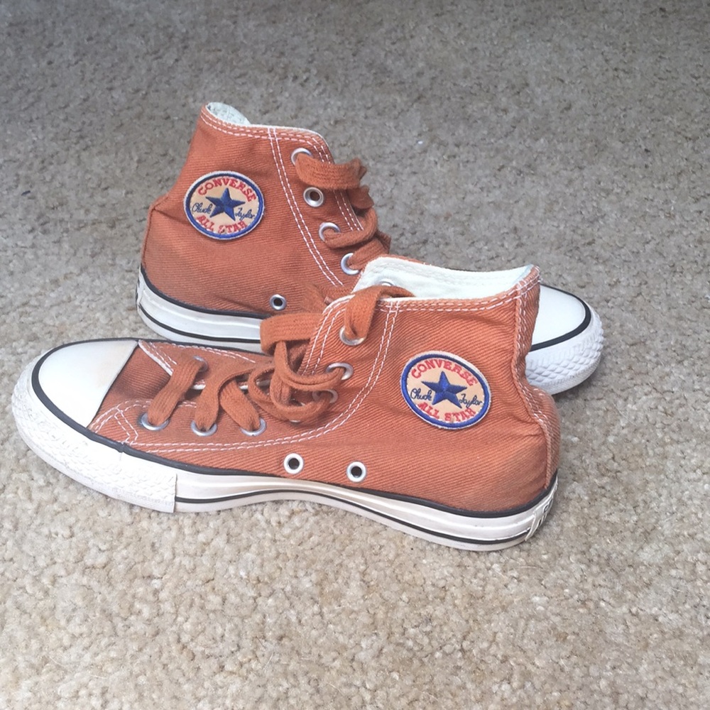 All Star Converse vintage brown